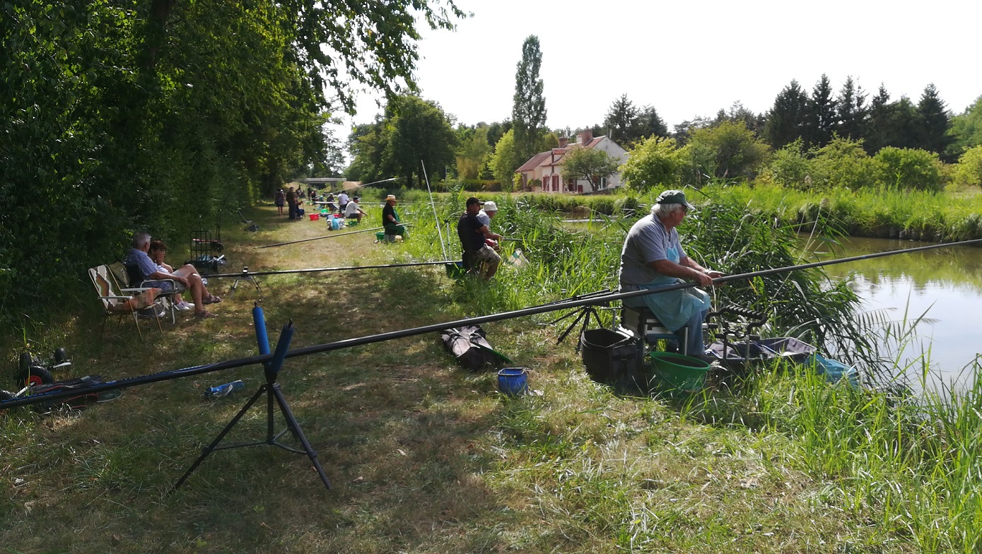 Chailly En Gâtinais Concours De Pêche - 